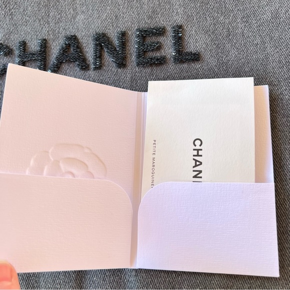 CHANEL DEAUVILLE LARGE CLUTCH POUCH GRAY WITH BLACK SEQUINS LIKE NEW - Picture 8 of 9